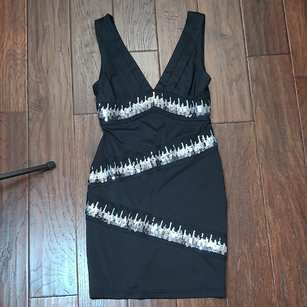 NWT Nikibiki Black Sleeveless Bodycon Dress with Silver Sequin Design size M